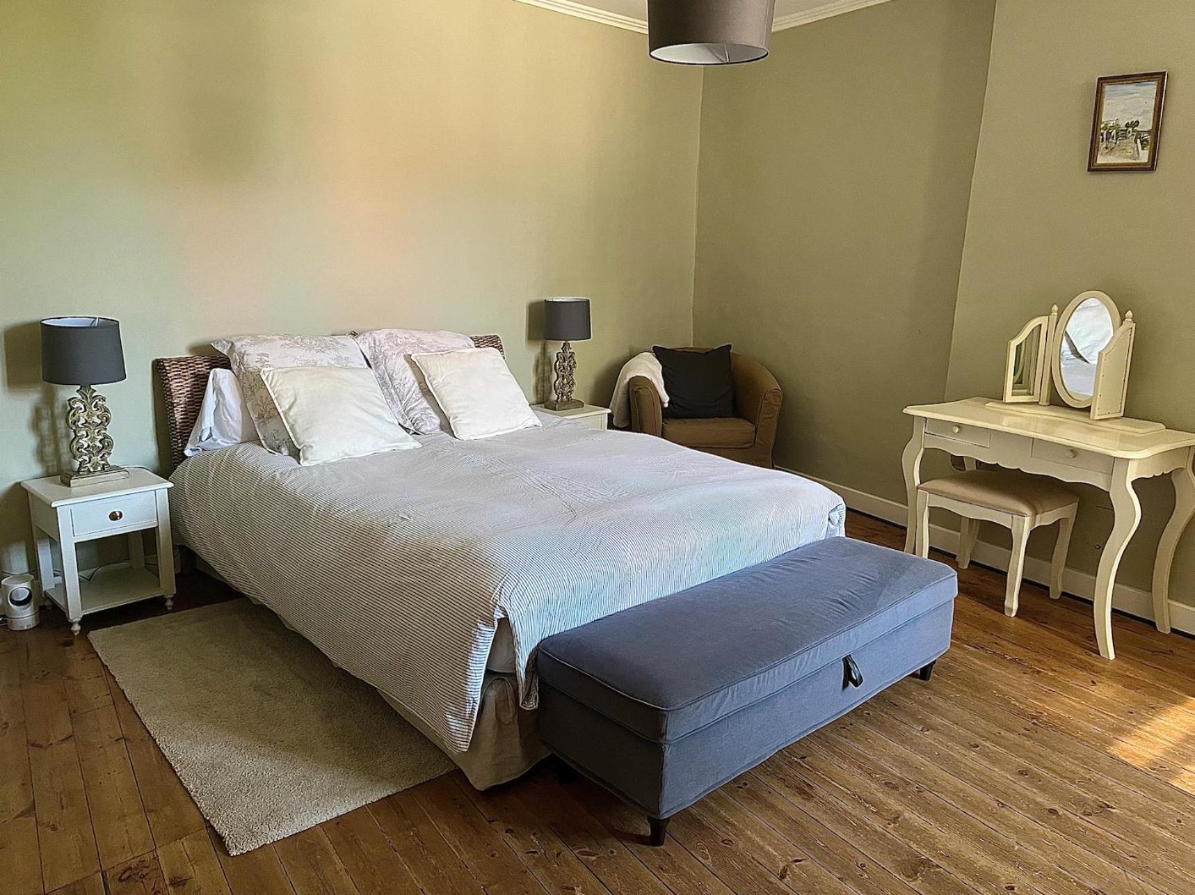 La Maison Haute Tigné Екстериор снимка
