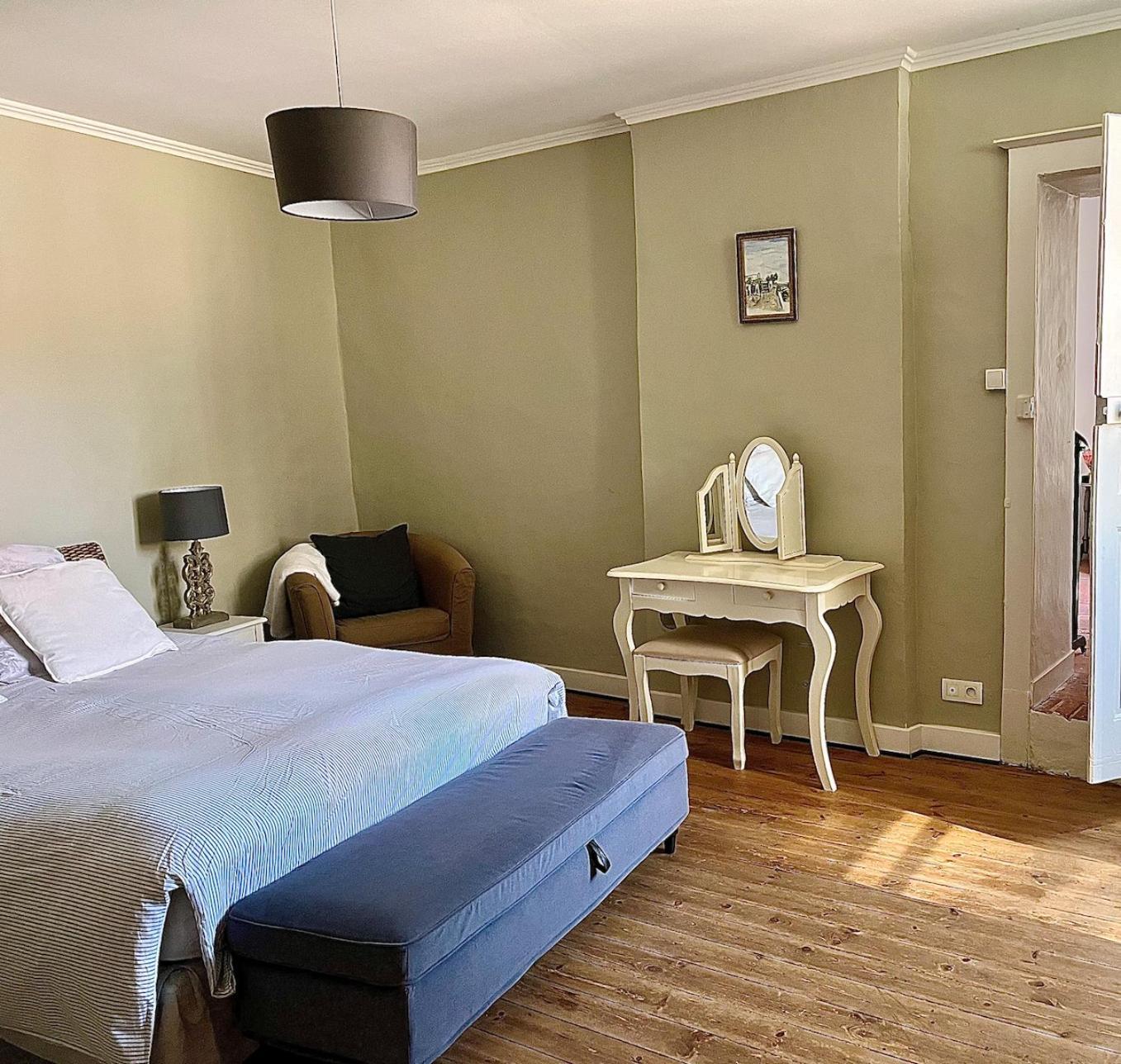 La Maison Haute Tigné Екстериор снимка